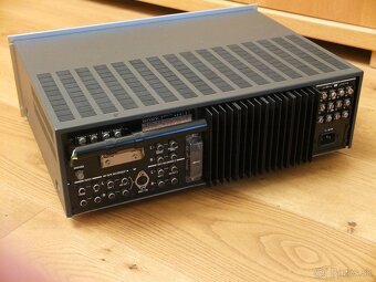 SONY STR-7055 FM/AM stereo přijímač (1972-76) - 10