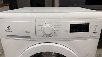 ELECTROLUX 1200 RPM 6KG SensiCare® - 10