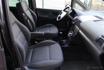 Volkswagen Sharan 1.9 TDI 4Motion 7-miestne - 10