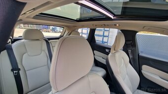 Volvo XC60 T8 plug-in Hybrid - 10