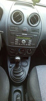 Ford Fiesta 1,25 i, 16v 2006 - 10