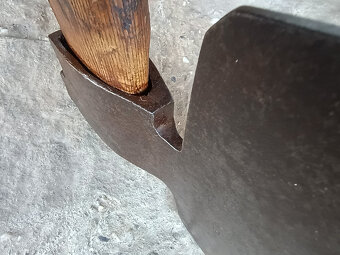 sekera,sekery,hoblík,nebožiec,staré náradie, topor 232 - 10