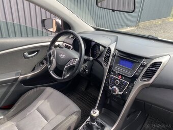 Hyundai i30 1.6i 88kW - 10