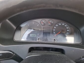T5 transporter 1.9 tdi - 10