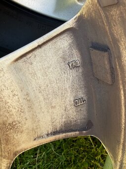 Audi R16 225/60 - 10