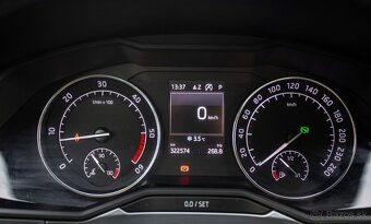 Škoda Superb Combi - 10