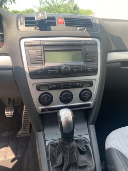 Škoda Octavia II RS 2.0 TFSI - 10