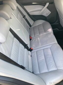 škoda octavia 2 facelift Laurin & Klement 1.8 TSI DSG 2011r - 10
