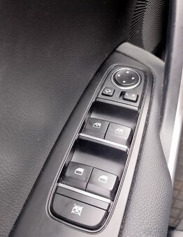 Ceed SW 1.5 T-GDi GOLD - 10