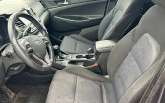 Hyundai Tucson 1.7 d - 10