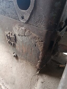 Predam motor na traktor ZETOR 25 A - 10