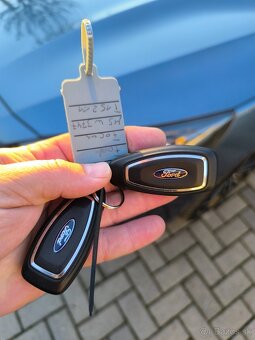 Ford focus ST line 2l diesel AT8 sport - 10
