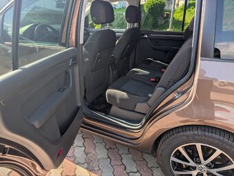 Volkswagen Touran 1.6 TDI Comfortline - 10