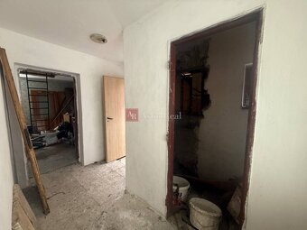 Na predaj rodinný dom v pôvodnom stave vhodný na rekreáciu- - 10
