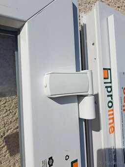 Vchodové plastové dvere - 10