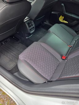SEAT LEON SP FR 1,5 TSI 96kw kombi 2024 130 koní 6 st. m - 10