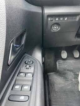 Citroën C4 PureTech 130 S&S Shine - 10