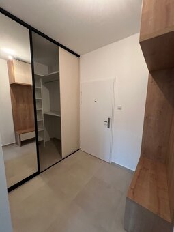 na prenájom 3 izb. byt, Geologická ul. - 10