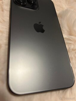 iPhone 15 Pro Max 256 GB - 10