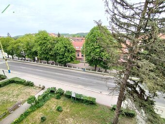 ZARIADENÝ 2,5 IZB. BYT V CENTRE MESTA - HLAVNÁ, STROPKOV - 10