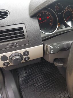 Opel Astra - 10