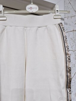 NOVA Guess 3x biela smotanova teplakova suprava - 10