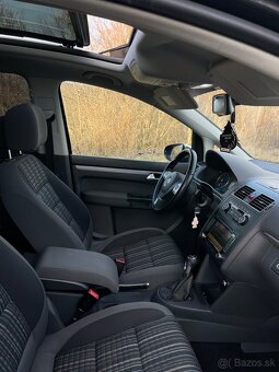 VW Touran Highline 2,0 TDI - 10
