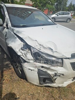 Chevrolet Cruze SEDAN - 10