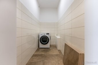 Priestranný 2 izbový byt s veľkou terasou v Trnave - 10