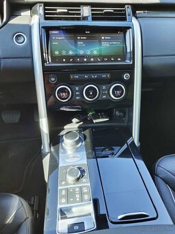 Land Rover Discovery 3.0L TD6 HSE Luxury AWD A/T - 10