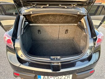 Mazda 3 TAKUMI 1.6 i 16V 77 kW BENZÍN - 10