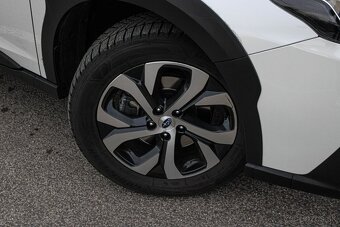 Subaru Outback 2.5i ES Premium AWD Lineartronic - 10