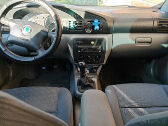 Škoda Octavia 1.6 75kw - 10