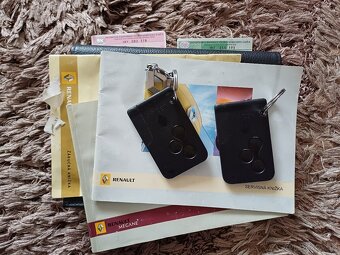 Renault Megane sedan 1,6 benzín - rok 11/2007 - Klimatizácia - 10