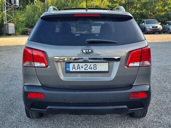 KIA SORENTO 2,2CRDi 4x4 7.MIESTNE - 10