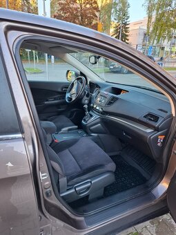 Predám Hondu CR-V 2,2 i-DTEC - 10