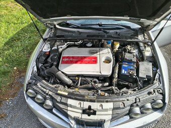 Alfa Romeo 159 1.9JTDm - 10