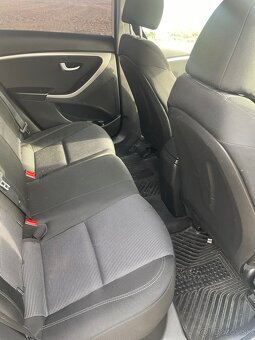 Hyundai i30 1.4, 74kw, LPG+benzín - 10
