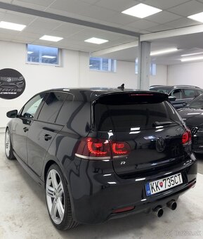 Volkswagen Golf R 2.0 TFSI 199Kw 4Motion - 10