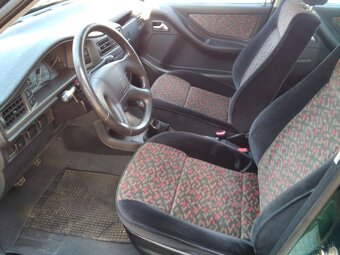 Seat Toledo 1,6 - 10