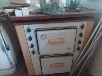 Retro nábytok - 10