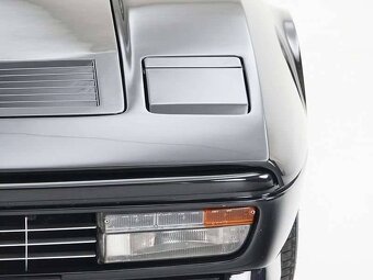 Ferrari 328 GTS z roku 1987 - 10