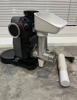 Bosch MUM Serie 2 MUMS2VM00 900W kuchynský robot - 10