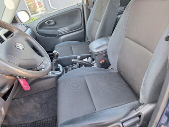 SUZUKI GRAND VITARA 2.0 HDI 4X4 KLÍMA ŤAŽNÉ - 10
