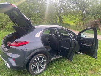 Kia XCeed 1.4 T-GDI (103 kW) - 10