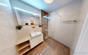 NOVOSTAVBA priestranný 3izb.byt/lodžia/pivnica/garáž.miesta - 10