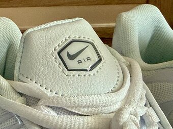 Nike Air Max Plus / Triple White - 10
