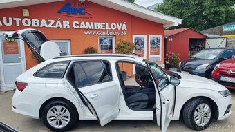 Škoda Octavia Combi 2,0 TDi 85kW Ambition - 10