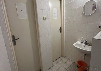 LUKRATÍVNA POLOHA - OBCHODNĚ PRIESTORY V LUČENCI - 10