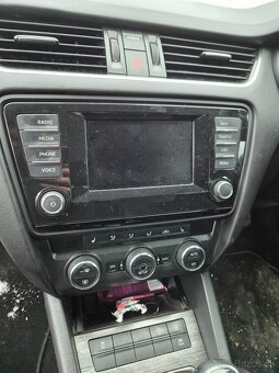 Rozpredám Škoda Octavia 3 Scout - 10